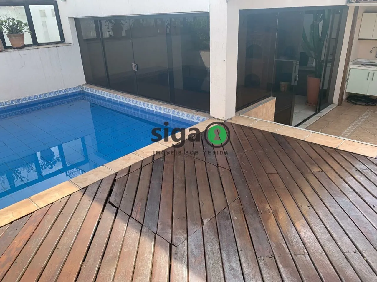Imagem VENDE na Vila Suzana (Região do Morumbi) COBERTURA com 3 quartos, uma suíte, 3 Vagas + Depósito