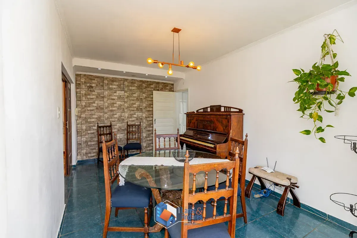 Imagem Casa para venda em Mirandópolis com 3 quartos, 212m²