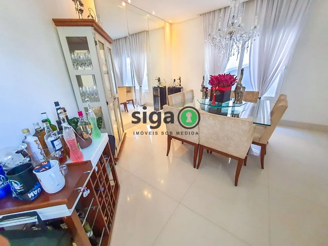 Imagem Maravilhoso Sobrado 600 m² Arujá V