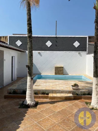 Imagem Casa de 2 quartos próximo à rua 1 em Itaipuaçu