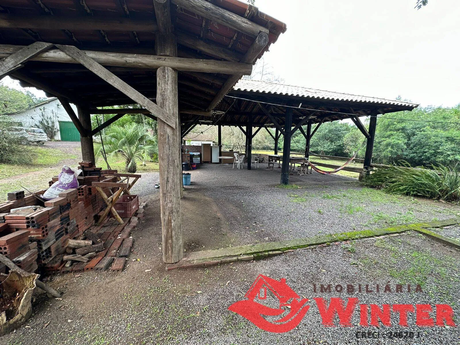 Imagem Chácara com 3,5 hectares com imóvel em Roncador