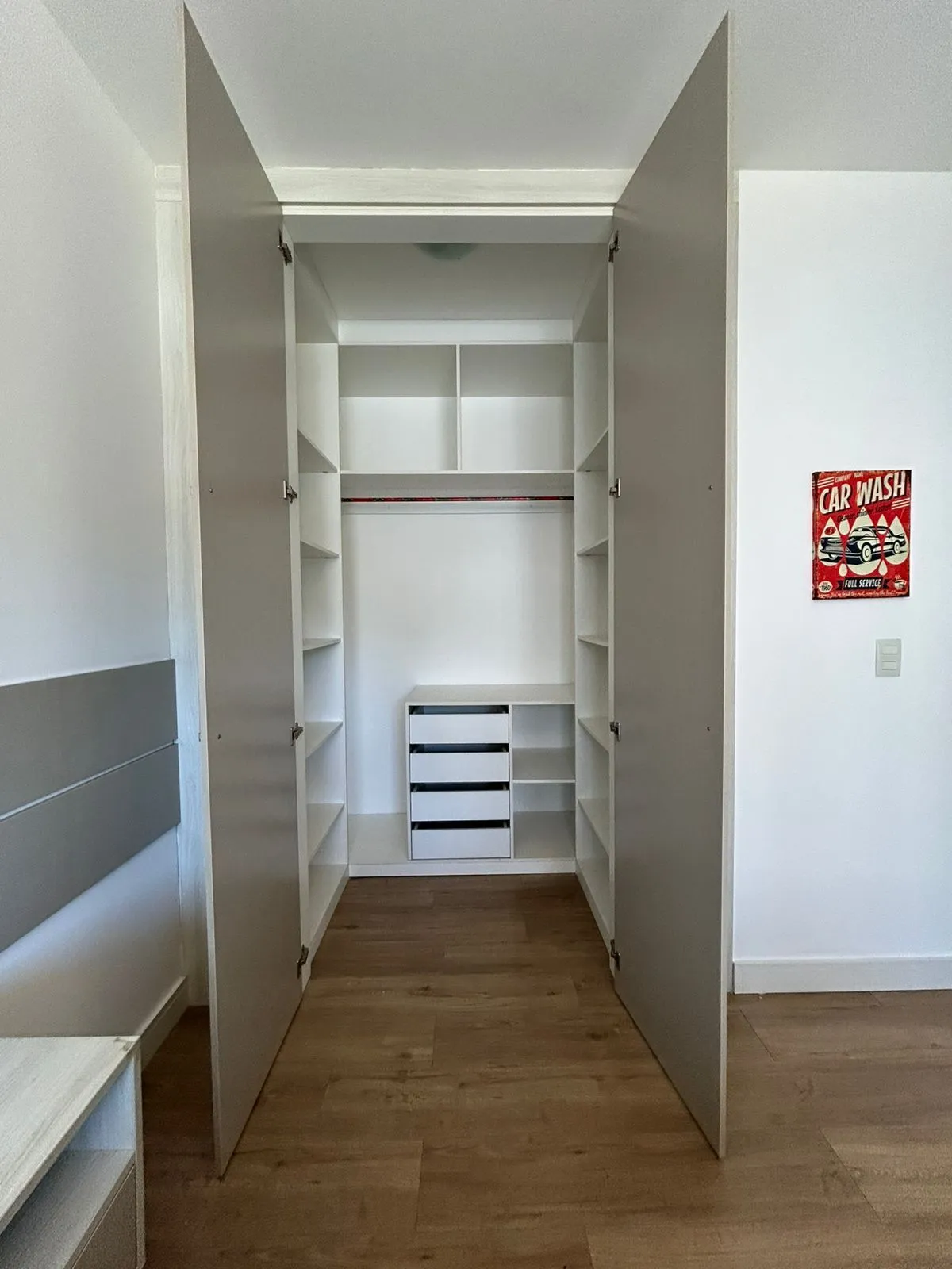 Imagem Apartamento para Venda - 73m², 3 dormitórios, sendo 1 suites, 1 vaga - Jardim Itu Sabará