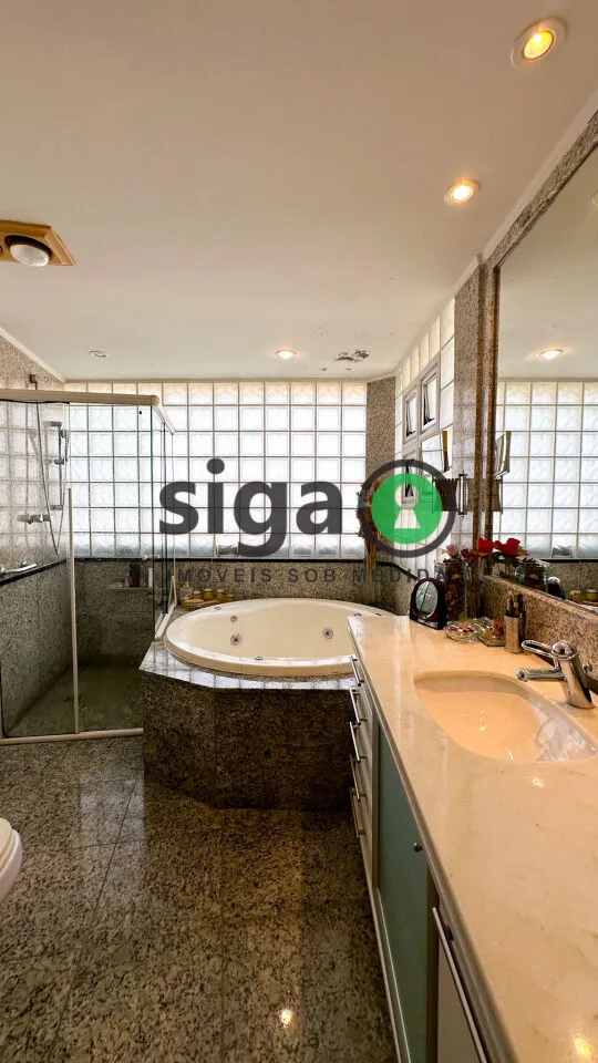 Imagem VENDE na Vila Suzana (Região do Morumbi) Apartamento 3 quartos (2 suítes), 4 Vagas fixas + Depósito