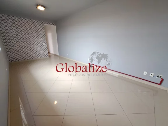 Imagem Casa Sobreposta Baixa à Venda com 3 quartos, 2 vagas, piscina, churrasqueira por R$1.150.000,00 no Boqueirão em Santos