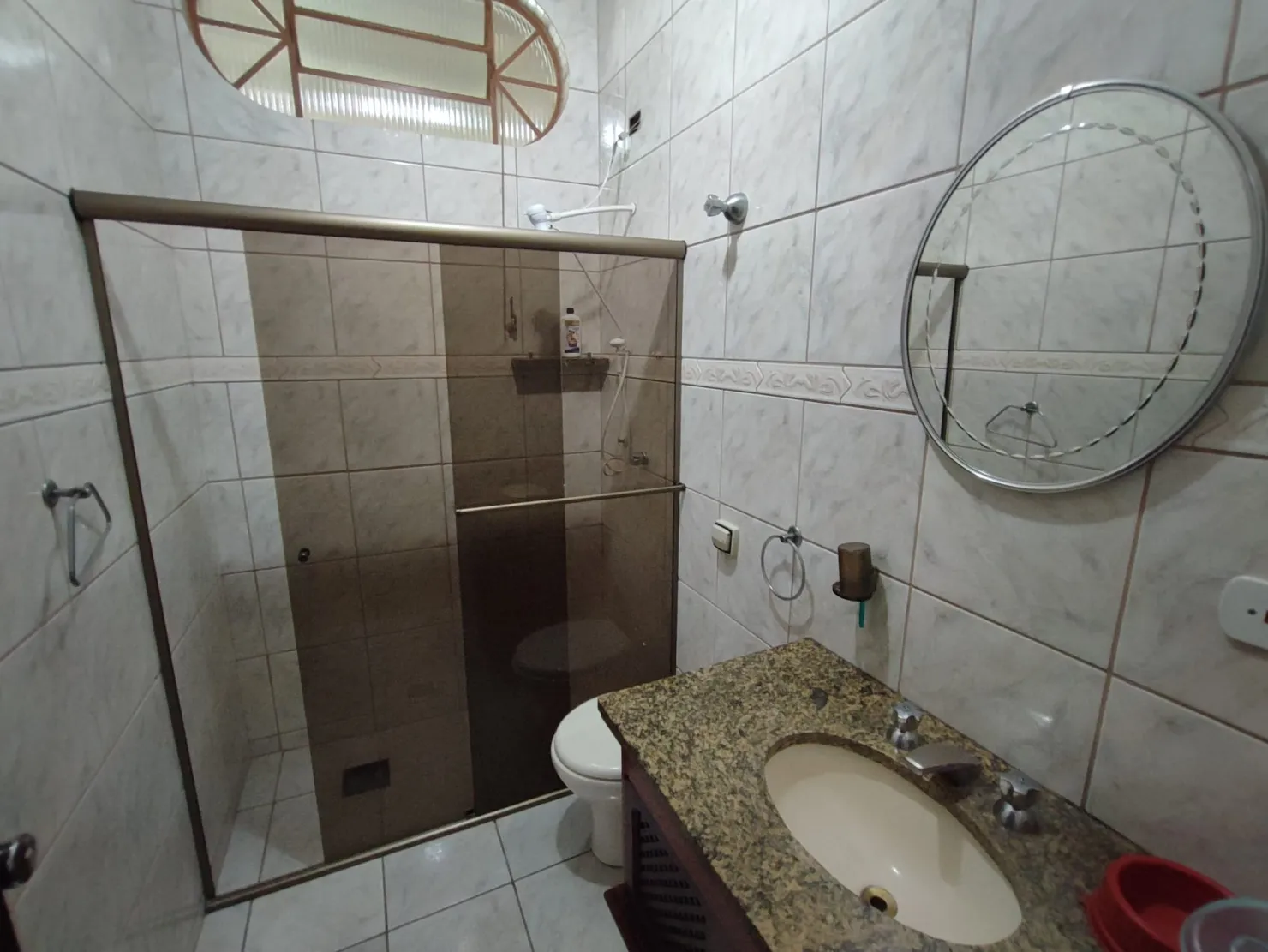 Imagem Comercial à venda 4 Quartos, 1 Suite, 4 Vagas, 600M², São Benedito, Pindamonhangaba - SP
