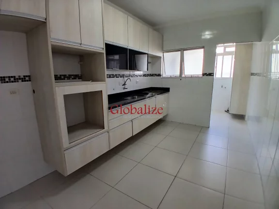 Imagem Apartamento 02 dormitórios dependência de empregada vaga de garagem elevador no Campo Grande - Santos R$ 585.000,00