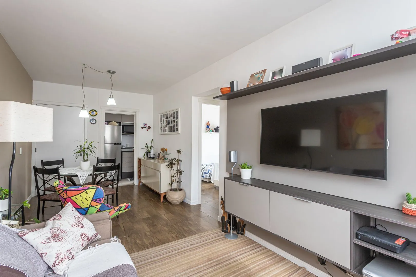 Imagem Apartamento para Venda - 50.98m², 2 dormitórios, 1 vaga - Partenon