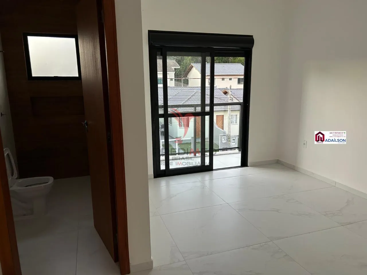 Imagem Lindo Sobrados com 3 Quartos e 2 banheiros à Venda, 107 m² por R$ 549.880.00