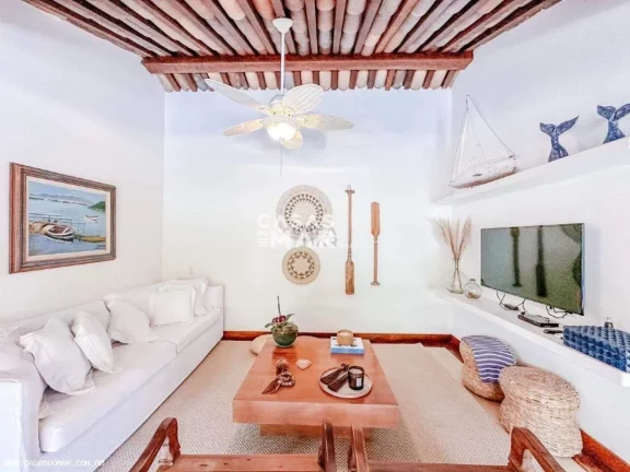 Imagem Magnífica Casa à Venda em Armação dos Búzios-RJ, Bairro Ferradura: 7 Quartos, 6 Suítes, 7 Banheiros, 2 Vagas, 540m²!