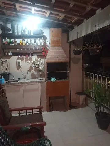 Imagem VENDA DE CASA NO JD. HELENA, EM SÃO PAULO/SP, 125m², com 6 dorm, 3 suítes, sala de estar, cozinha, área gourmet, garagem p/ 2 autos. CONSULTE-NOS.