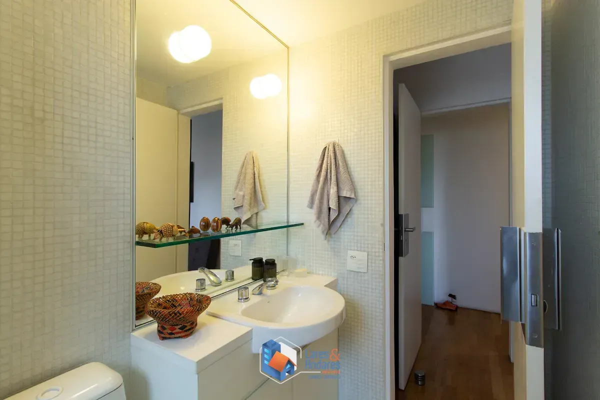 Imagem Apartamento para venda em Campo Belo com 3 quartos, sendo 3 suítes, 192m²
