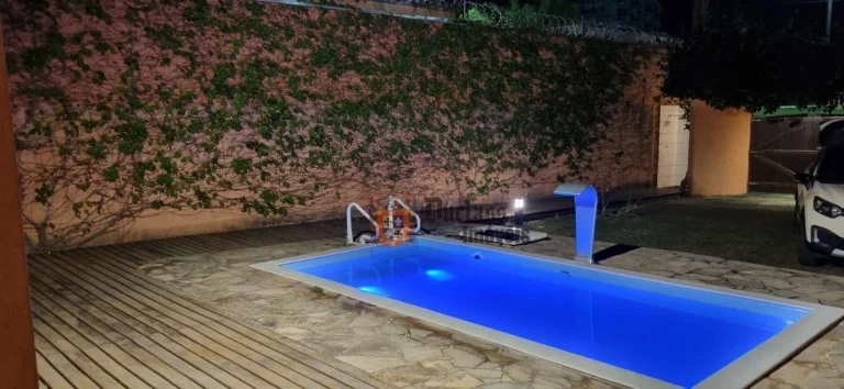 Imagem Sobrado com 4 suítes à venda, 215 m² por R$ 950.000 - Massaguaçu - Caraguatatuba/SP