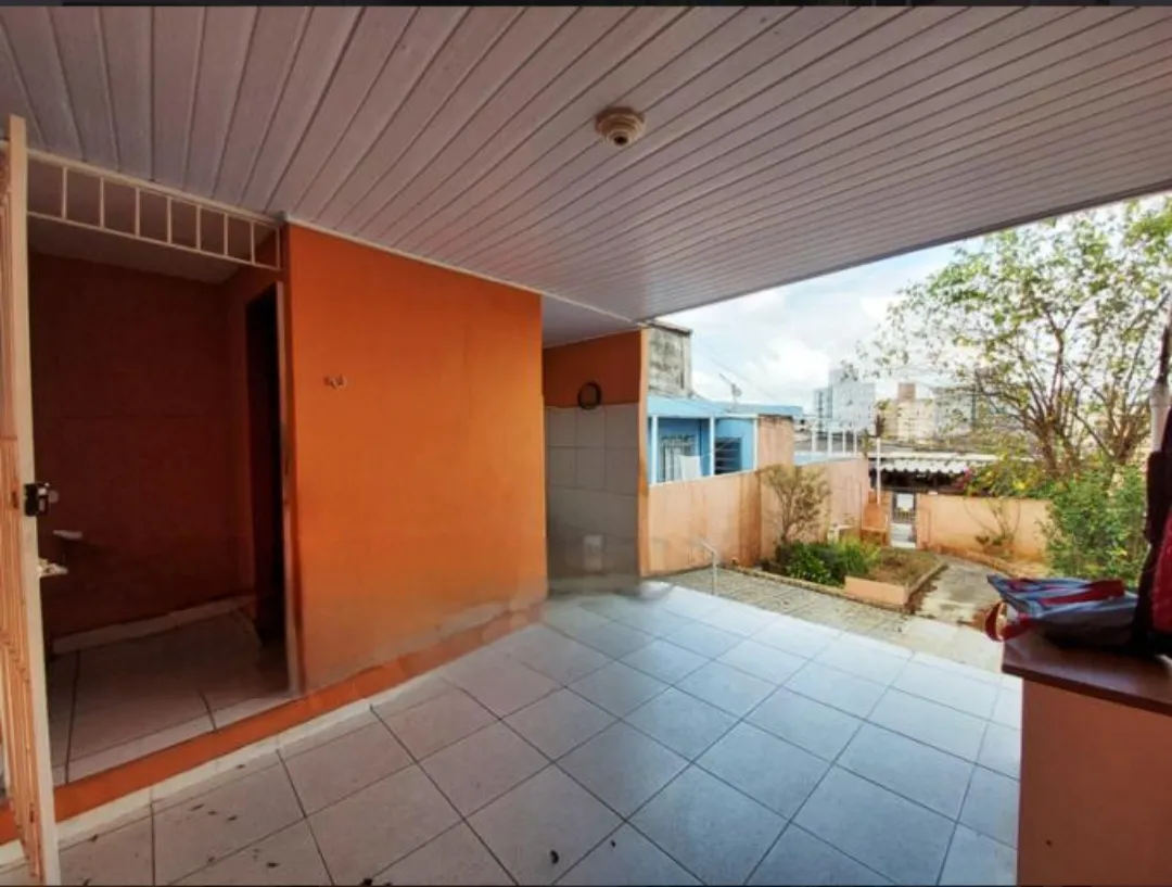 Imagem VENDO CASA NO BAIRRO VILA INGLESA!