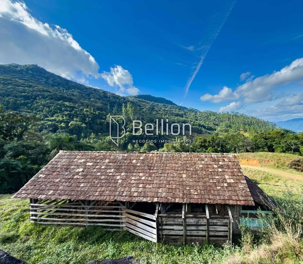 Imagem Sítio com 270.000m² no Bairro Tiroleses, Timbó