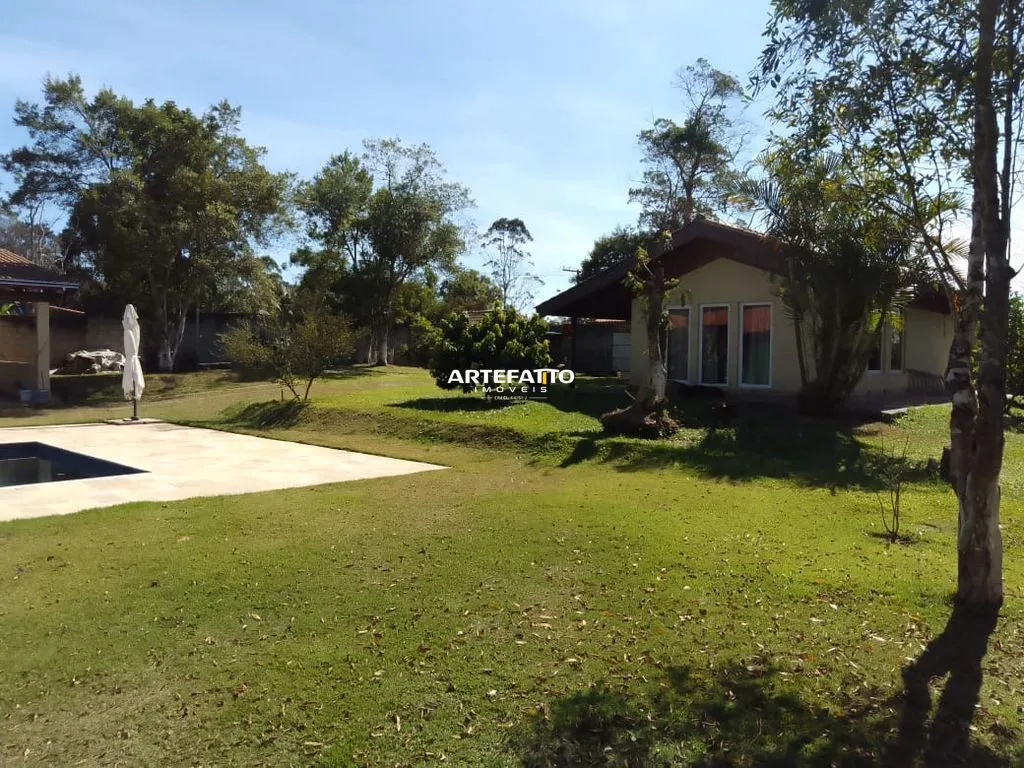Imagem Sitio com Piscina - Todo Murado