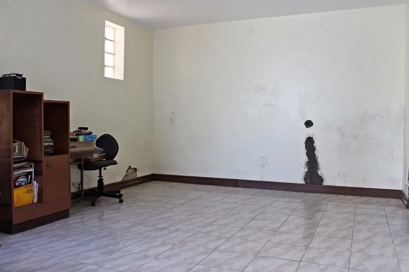 Imagem Predio para Venda - 236m², 0 dormitórios, 4 vagas - Menino Deus