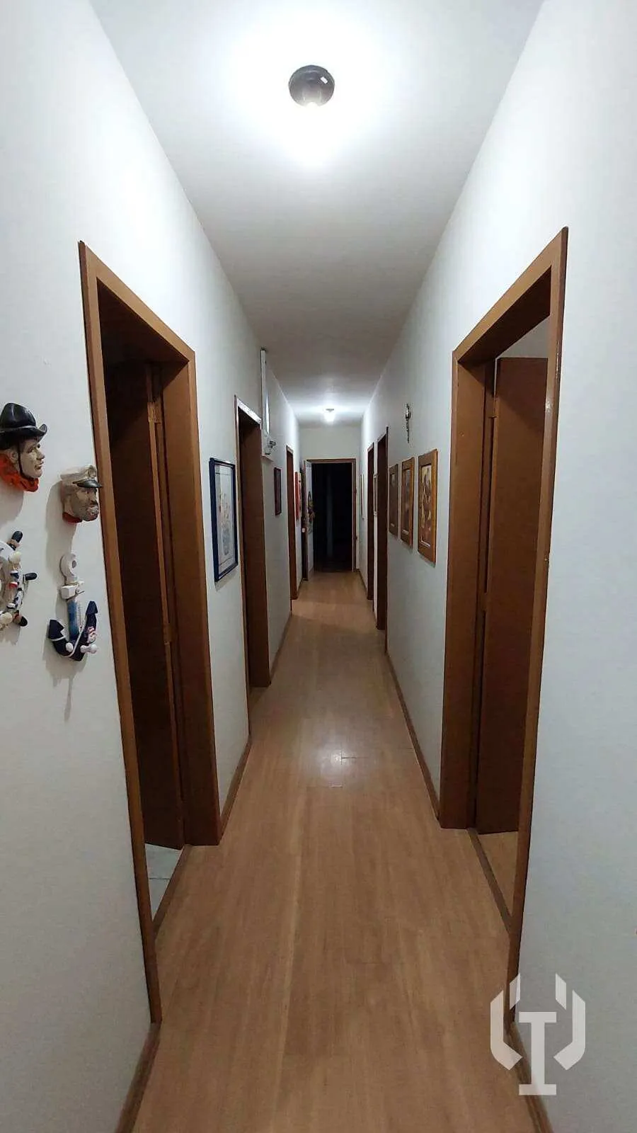 Imagem Casa à venda, com 5 quartos, 308m2