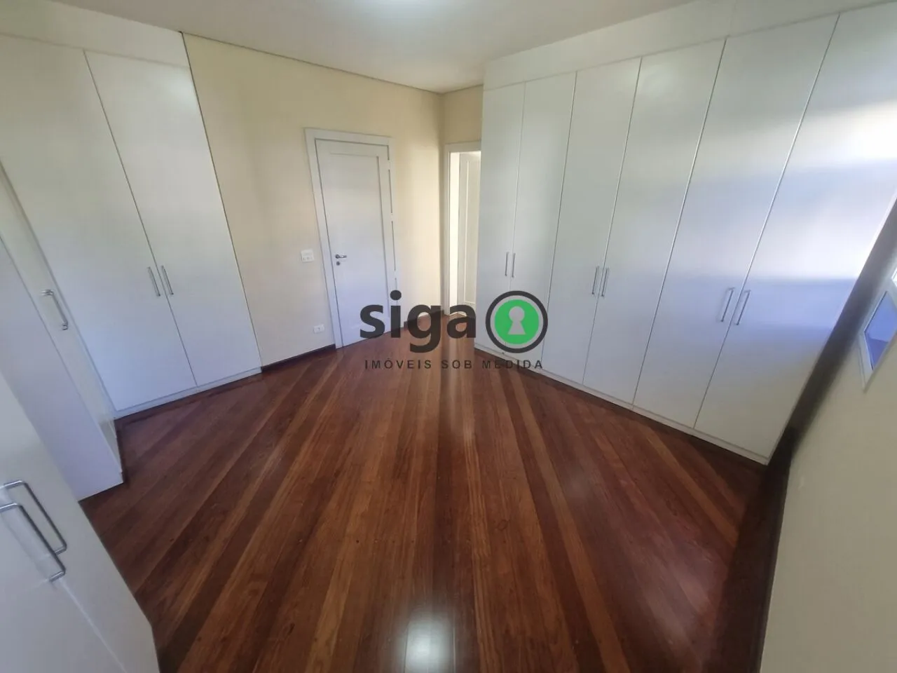Imagem Casa em condomínio a venda no Alto da Boa Vista com 4 quartos