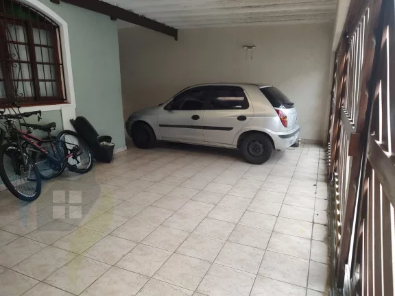 Imagem Casa de 3 dormitórios sendo 1 suíte, 2 banheiros, com 200m² no Jardim Aurora, São Bernardo do Campo