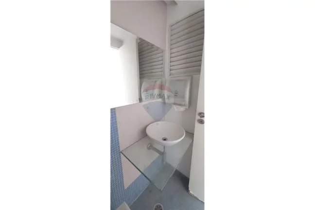 Imagem Sala comercial com 57,35m² e uma vaga no Itaim Bibi