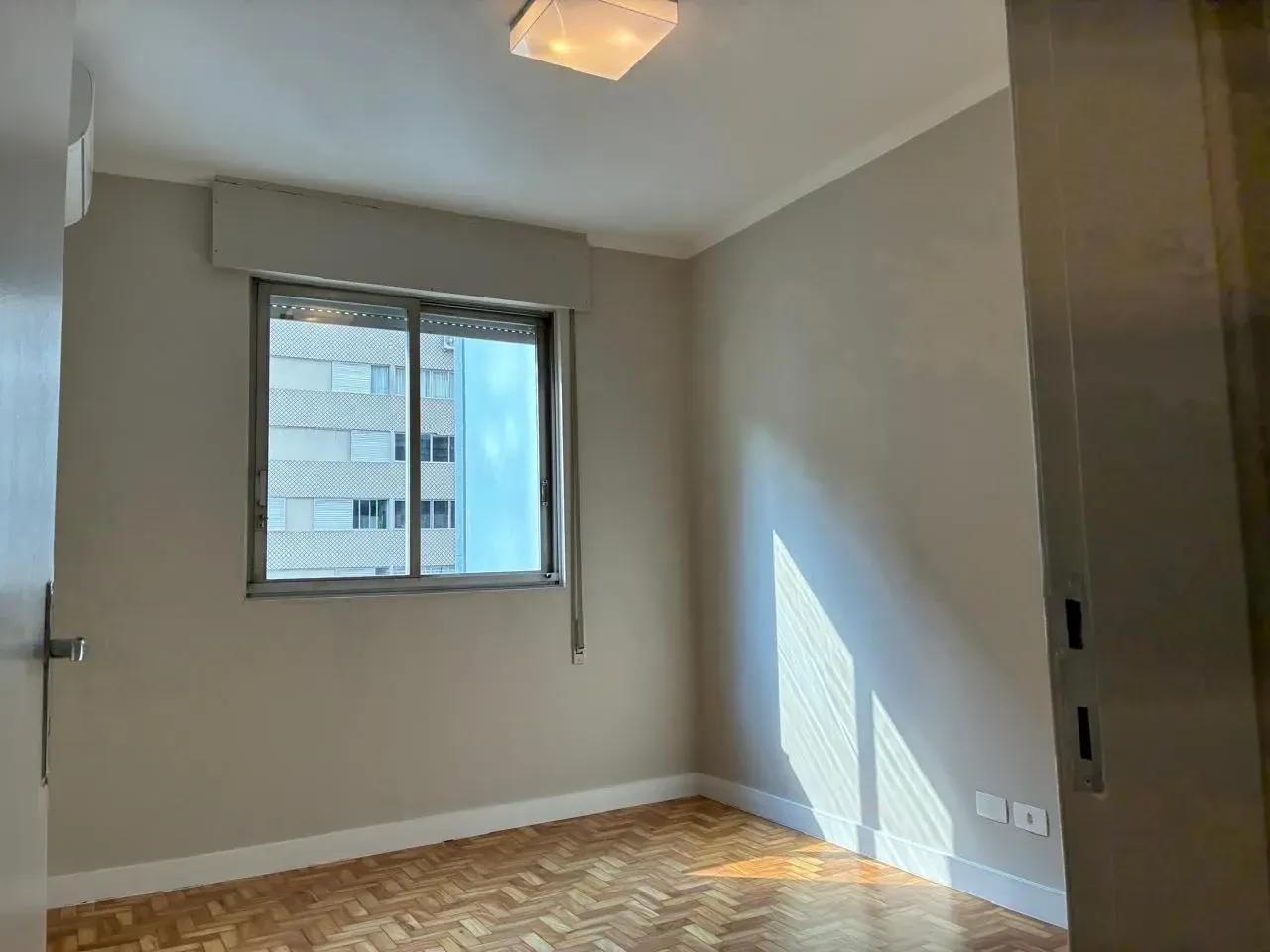 Imagem Apartamento com 3 Quartos à Venda, 100 m² em Jardim Paulista - São Paulo