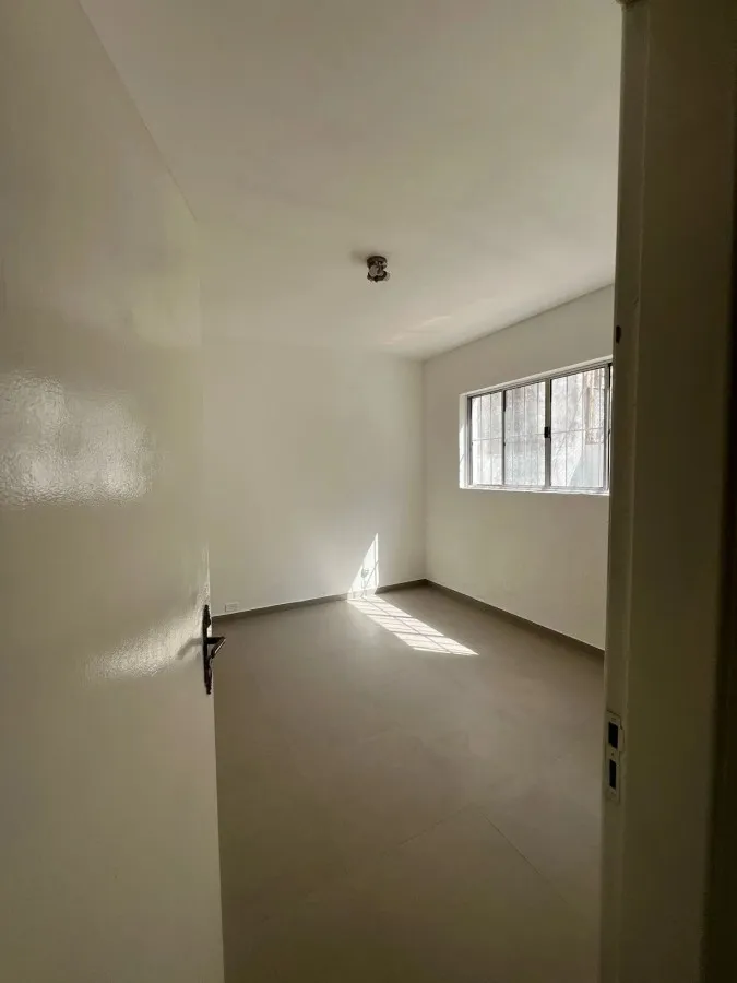 Imagem Casa para Venda em São Paulo, Vila Pompéia, 1 banheiro, 3 vagas