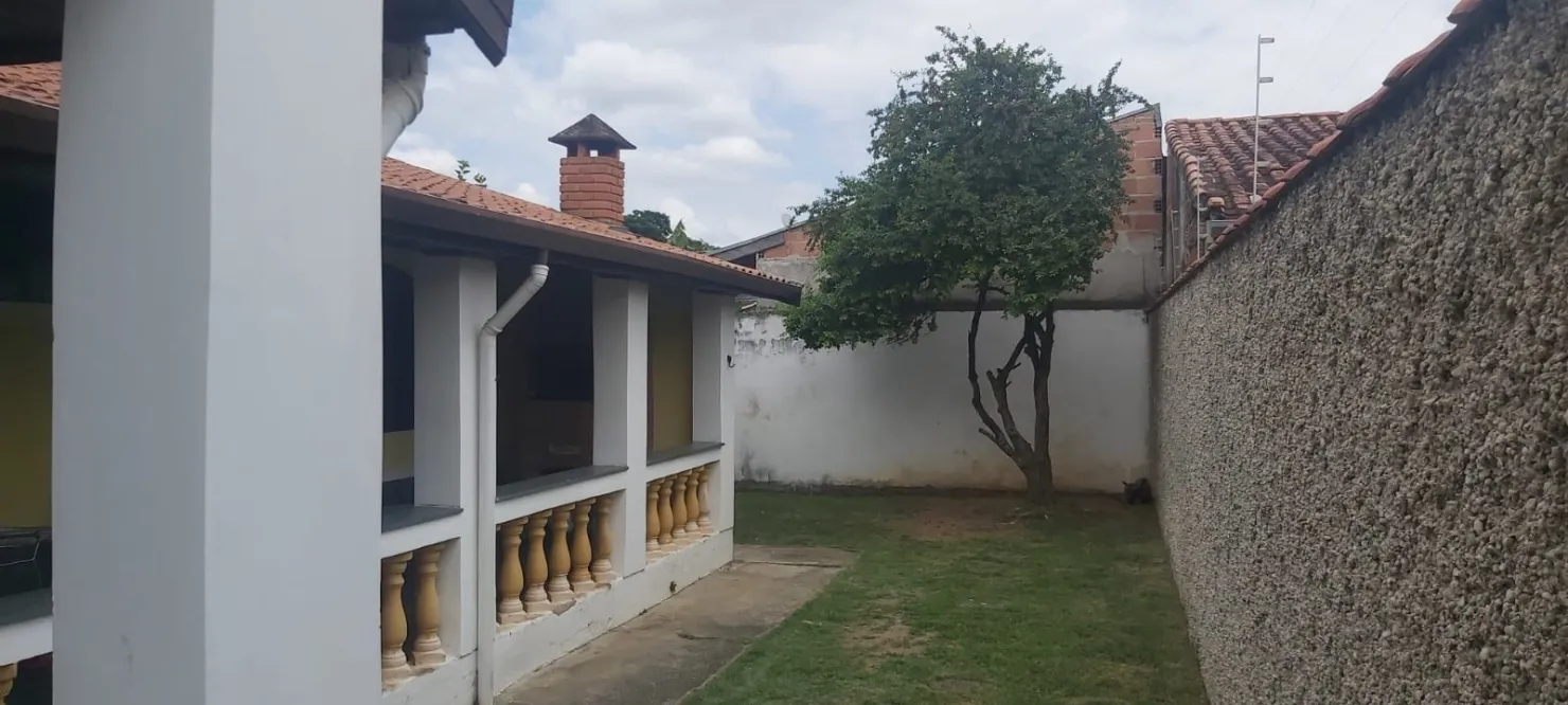 Imagem Casa à venda 2 Quartos, 6 Vagas, 300M², Vila Bela, Taubaté - SP