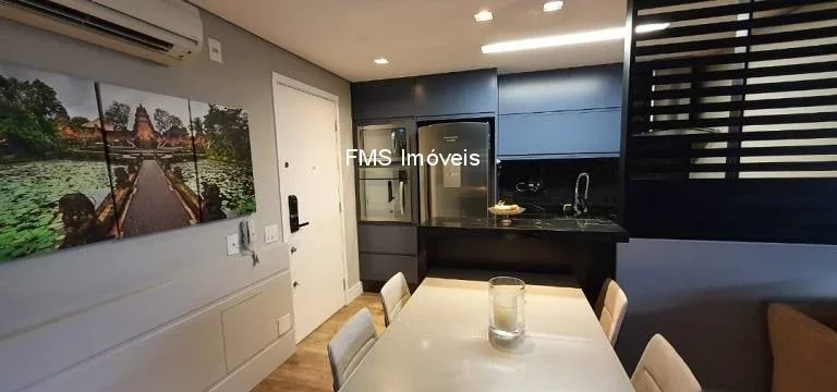 Imagem Apartamento à venda em São Paulo - Campo Belo: 2 quartos, 1 suíte, 1 sala, 2 banheiros, 2 vagas de garagem, 69m².