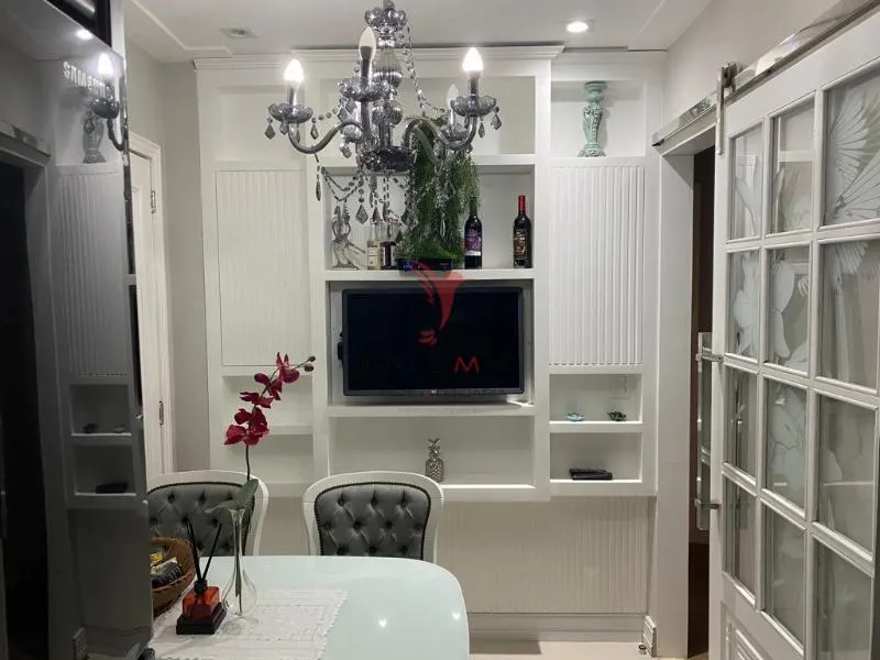 Imagem Apartamento 2 dormitórios 1 suíte 65m² Leblon Rio de Janeiro/RJ