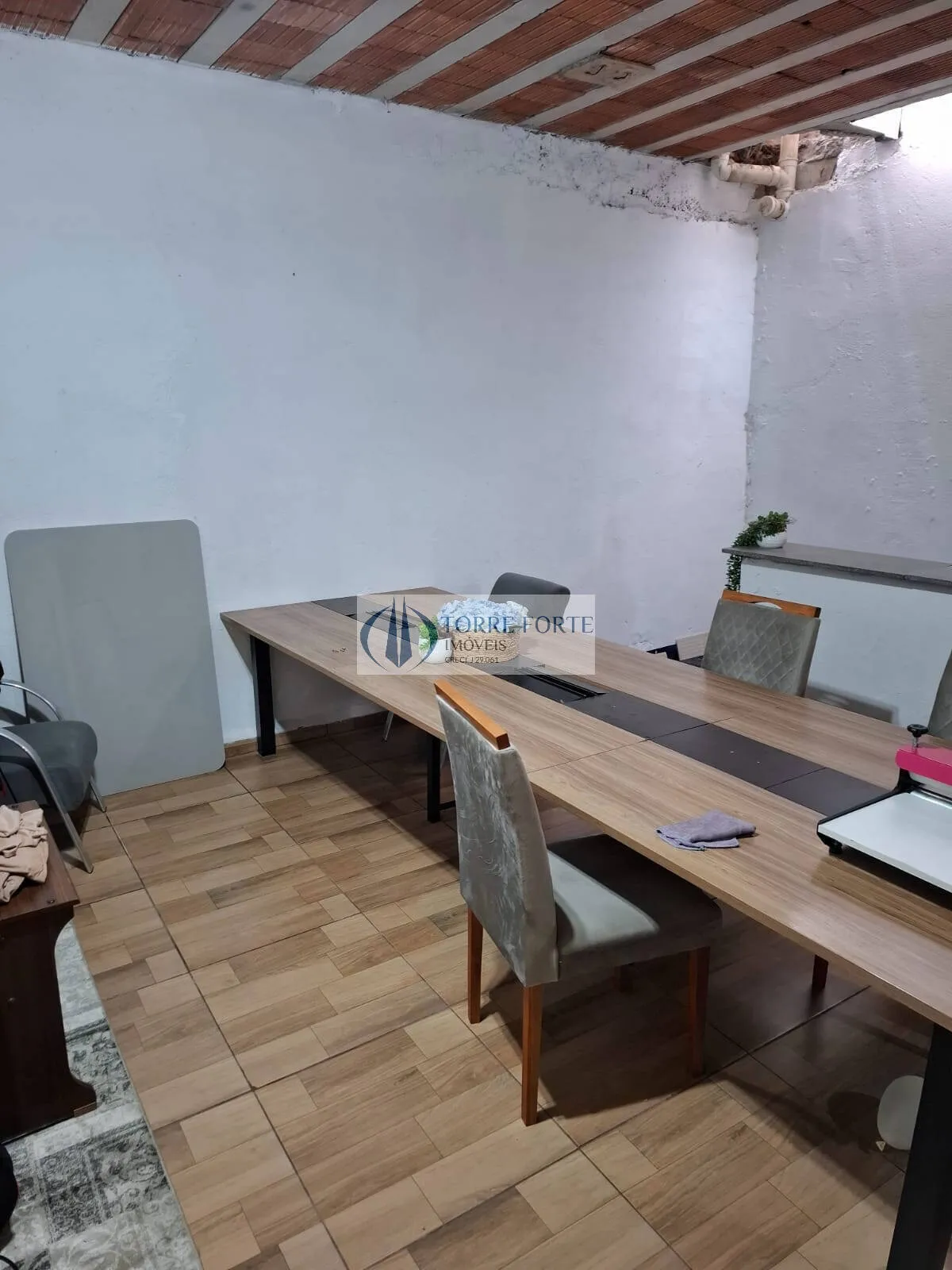Imagem Linda casa com 110 m² em condomínio fechado 3 dorms 1 suíte 2 vagas garagem
