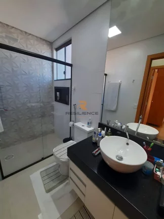 Imagem Casa com 04 quartos á venda em condomínio, Lagoa Santa-MG!