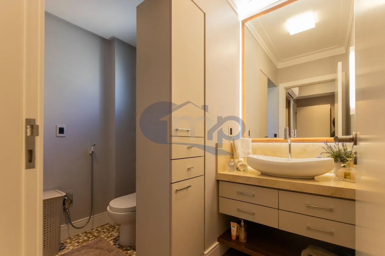 Imagem Apartamento a venda com 3 dormitorios no centro de Torres/RS