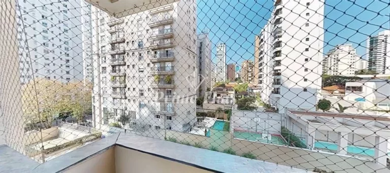 Imagem Flat disponível para locação no Condomínio Moema Top Life, com 36m², 1 dormitório e 1 vaga de garagem