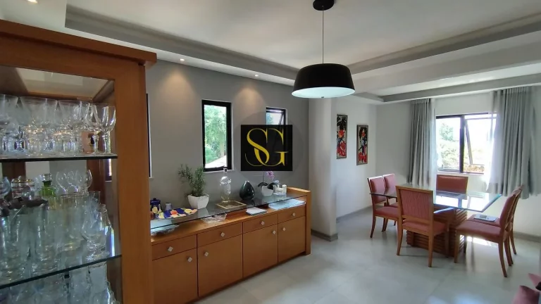 Imagem Casa para Venda em Teresópolis, Parque do Ingá, 3 dormitórios, 3 suítes, 5 banheiros, 2 vagas