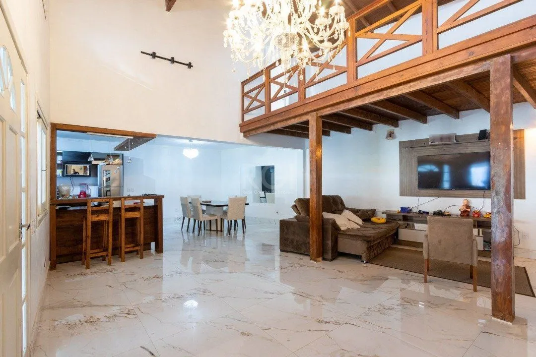 Imagem Casa para Venda - 120m², 4 dormitórios, sendo 1 suites, 3 vagas - Serraria