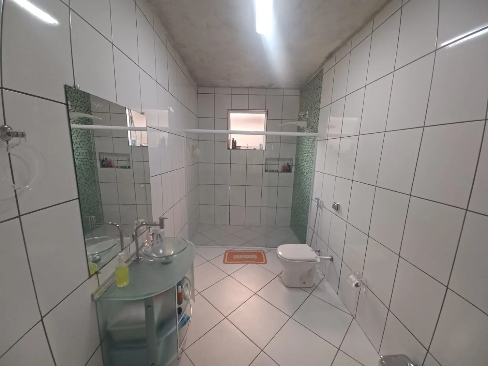 Imagem Casa Térrea com 300m² em Votorantim.