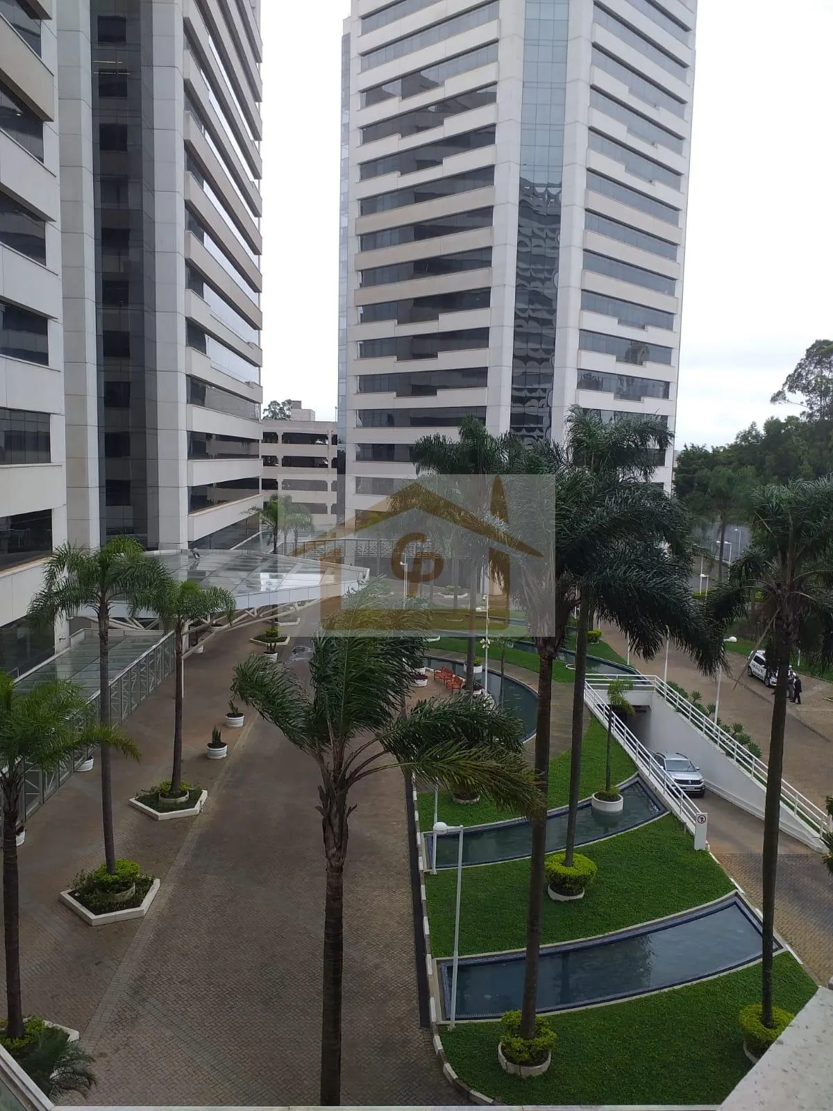 Imagem Alphaville, 105 m2 Sala Comercial, Escritório mobiliado!