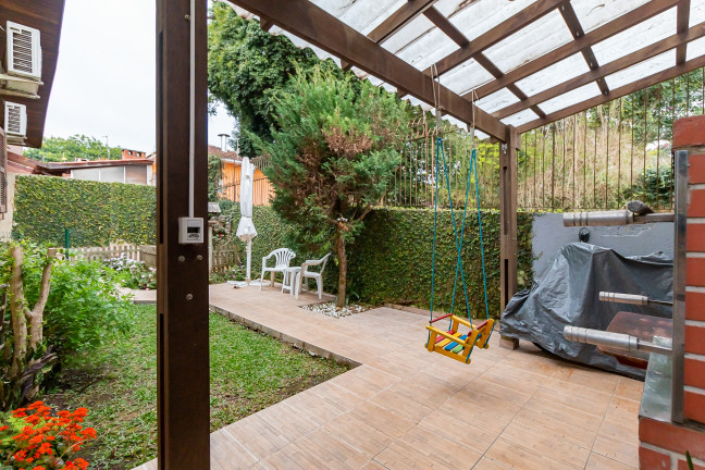 Imagem Casa com 3 Quartos à Venda, 182 m² em Bacacheri - Curitiba