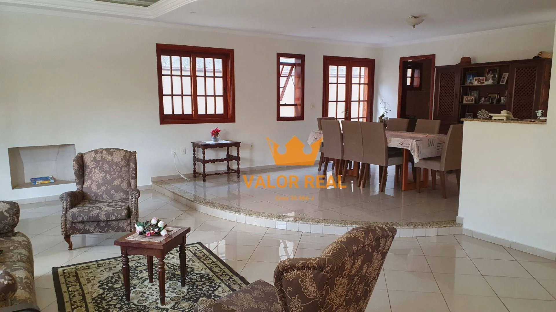 Imagem Casa Venda ou Locação Jd Samambaia com 3 Suítes, AT de 640 m² Quitada.