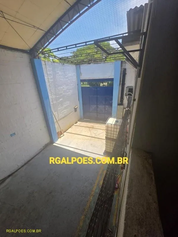 Imagem Galpão para Locação em DUQUE DE CAXIAS, Jardim Gramacho, 2 banheiros