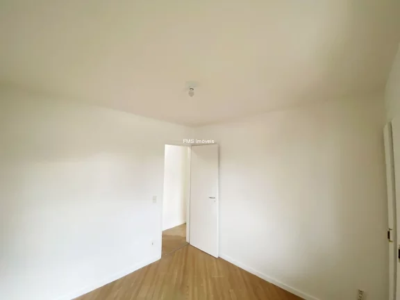 Imagem Imperdível! Apartamento na Vila Pompéia, São Paulo-SP: 3 quartos, 1 suíte, 2 vagas, 83m² - Venda ou Locação