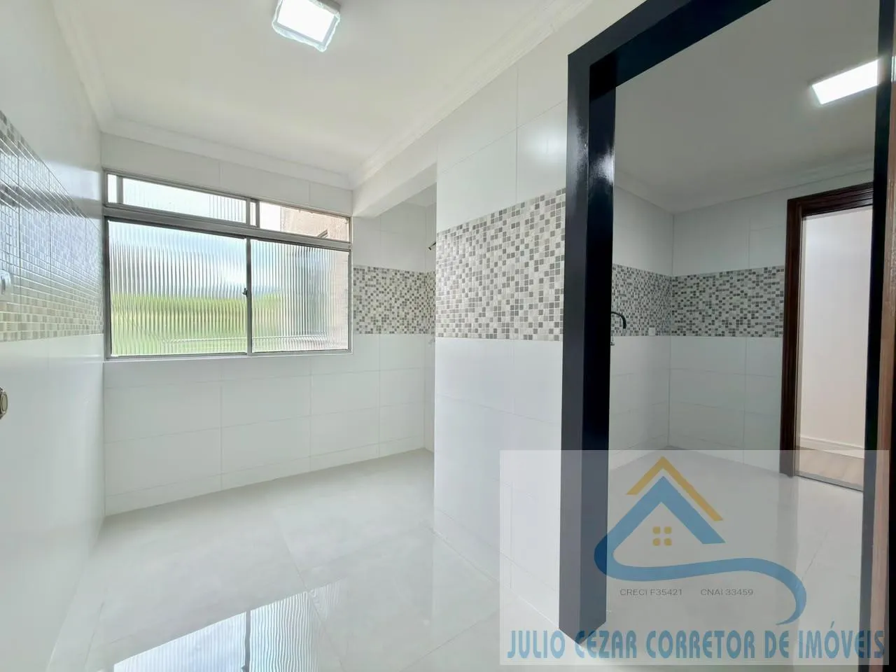 Imagem Apartamento para Venda em São José dos Pinhais, Três Marias, 3 dormitórios, 1 banheiro, 1 vaga