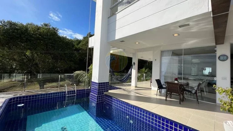 Imagem Casa em Bombinhas Condomínio Panorâmico
