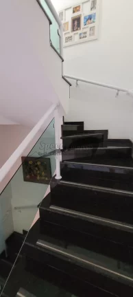 Imagem Casa para venda em Santos 3 dormitórios, bairro Macuco