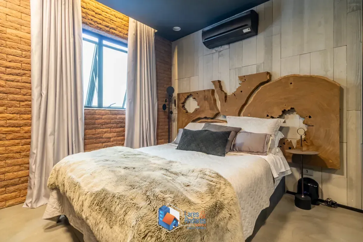 Imagem Duplex para venda em Cerqueira César com 2 quartos, sendo 2 suítes, 197m²