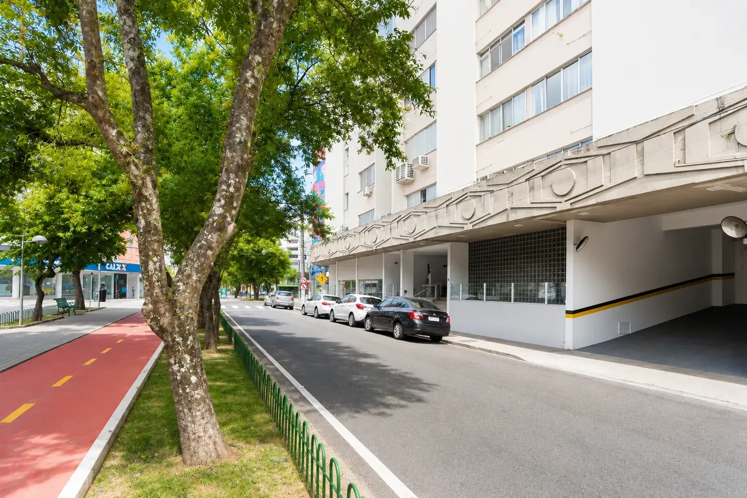 Imagem Apartamento com 1 Quarto à Venda ou Locação, 57 metros em Centro - Florianópolis