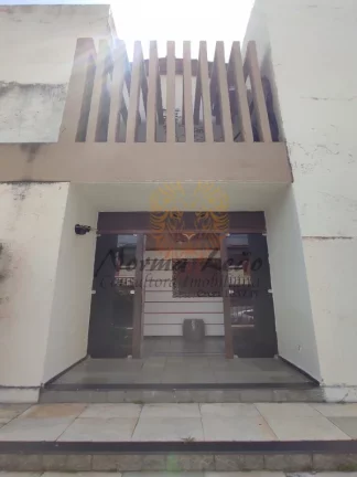 Imagem Casa à Venda no Bairro 13 de Julho, Aracaju-SE - 280 m², 4 quartos, 3 suítes, 3 salas, 5 banheiros e 3 vagas!