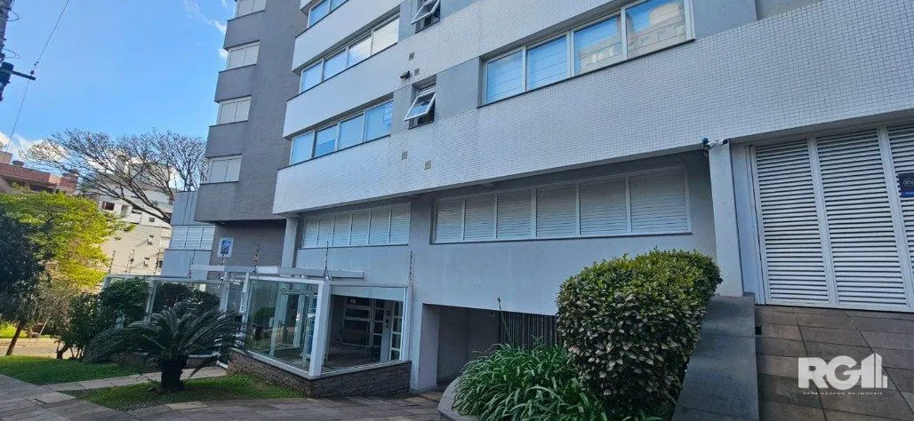 Imagem Lindo Apartamento Mobiliado de 1 domitório com 1 Suíte e Sacada