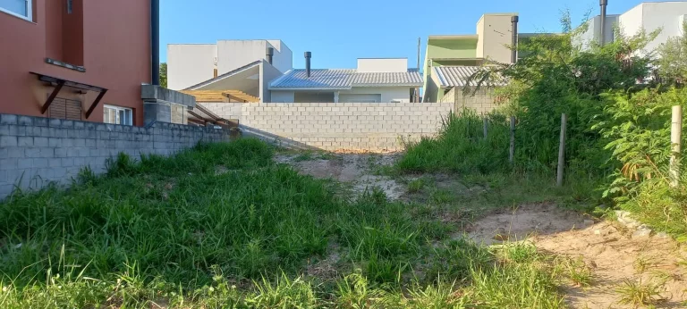 Imagem Terreno à venda no Bairro Ambrósio em Garopaba-SC! Confira já!