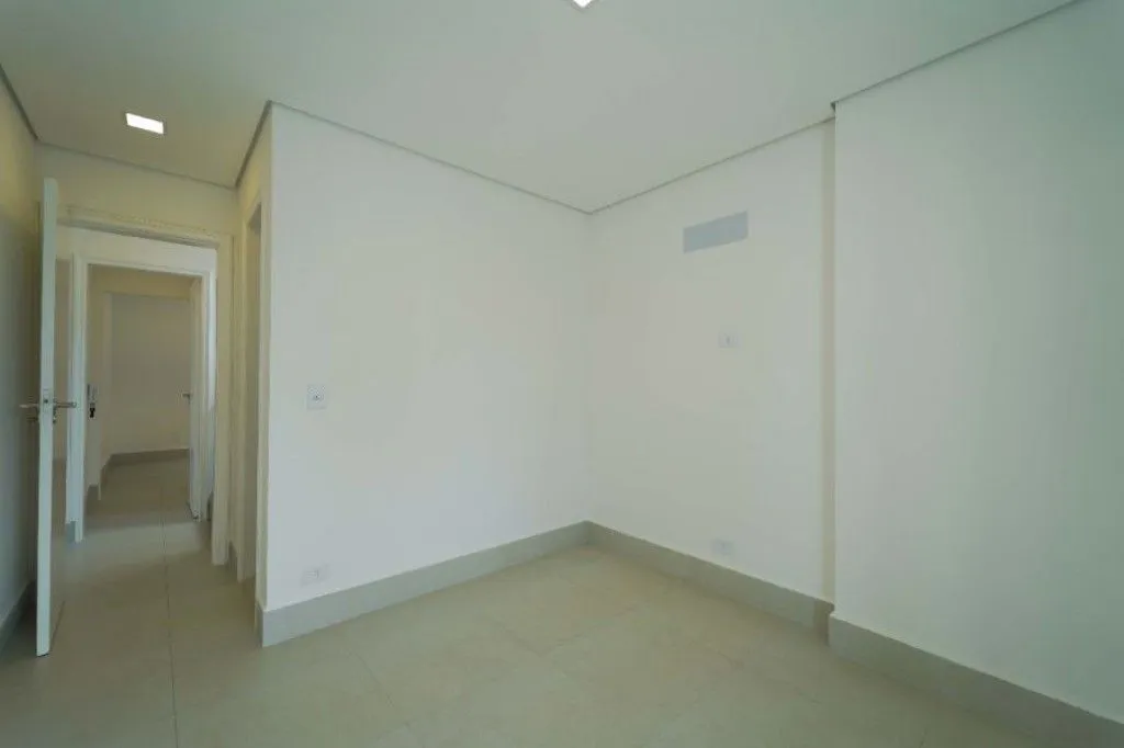 Imagem Apartamento à Venda em Guilhermina, Praia Grande - SP